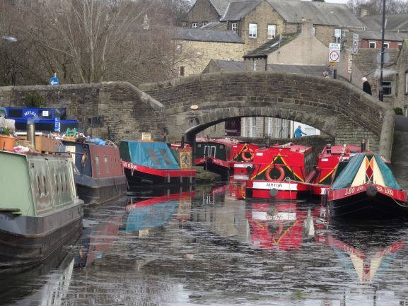 The canal side in winter.